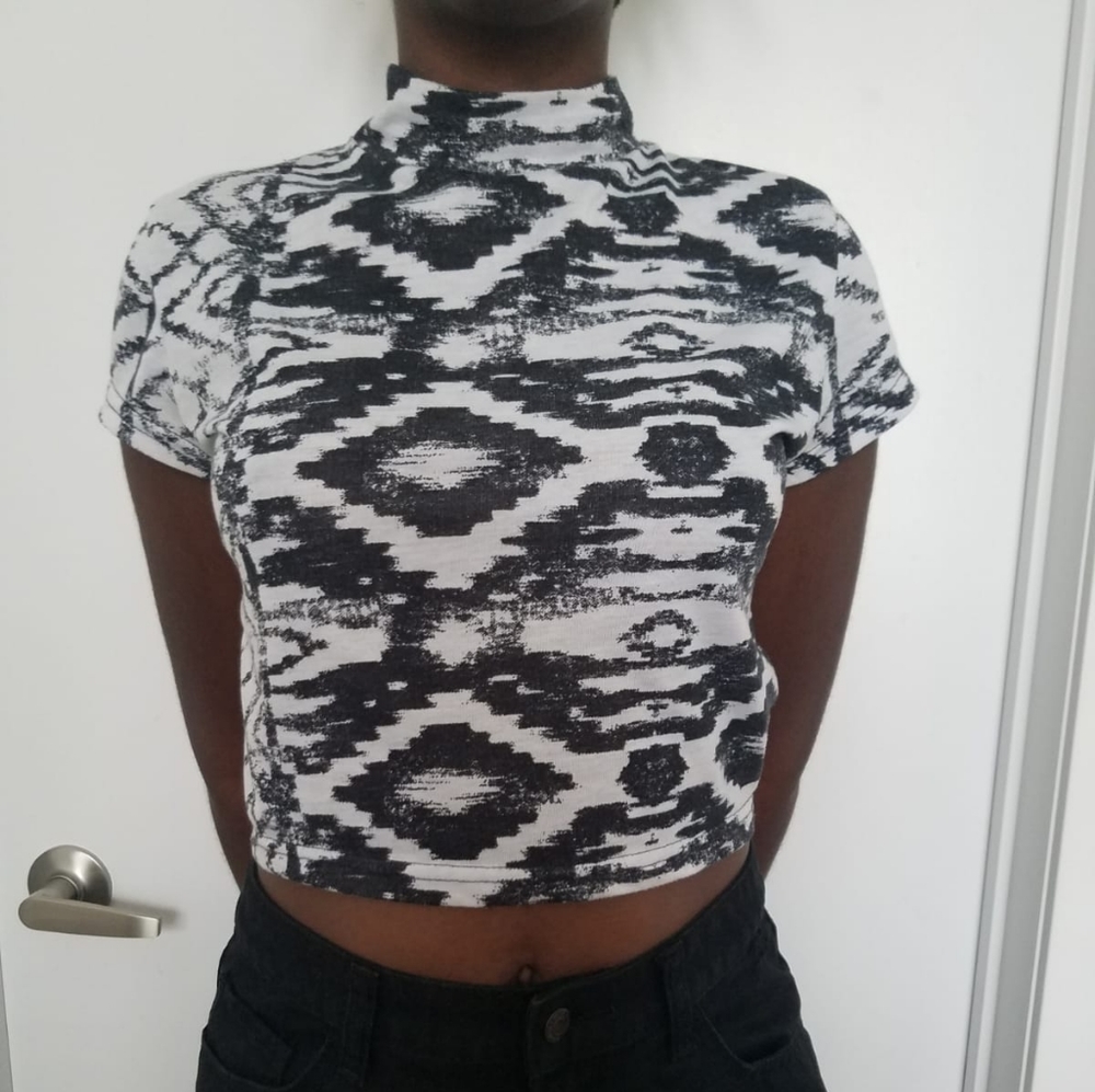 Black and white crop top